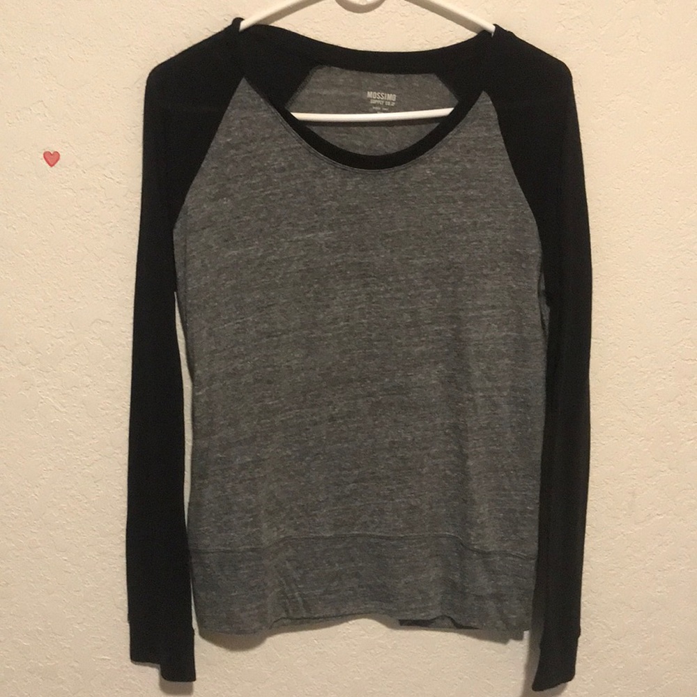 Heathered gray shirt w/black sleeves